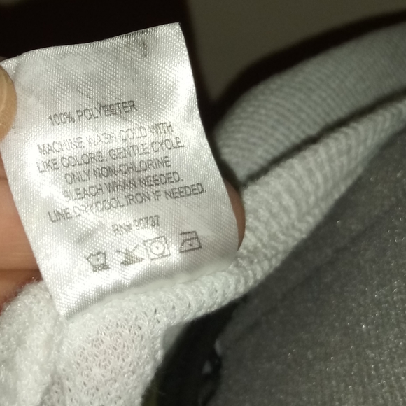 Plus Size Tie Dye Thermal, Plus Size Applique Bee Tie Dye Thermal Tie Blouse - Picture 6 of 16